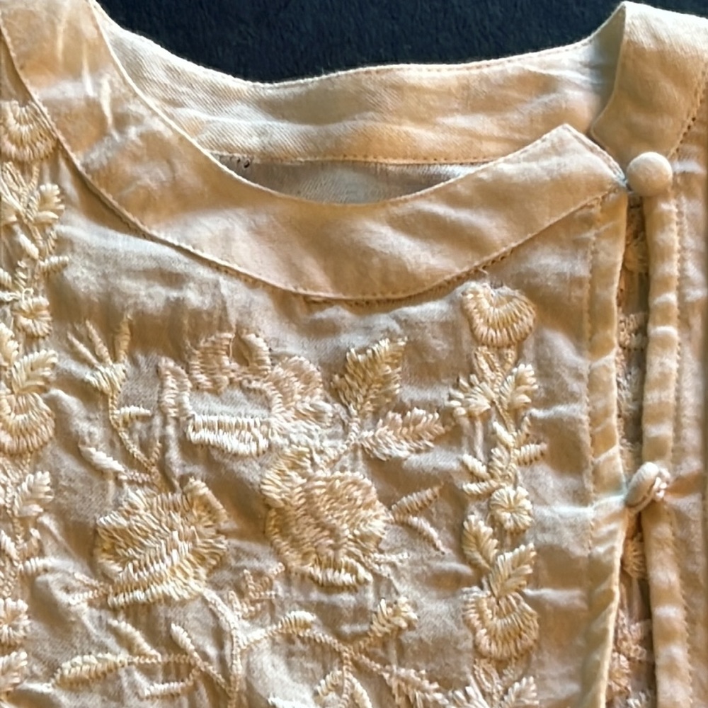 Free People embroidered peasant blouse-puff sleeves-NWOT - Picture 8 of 10